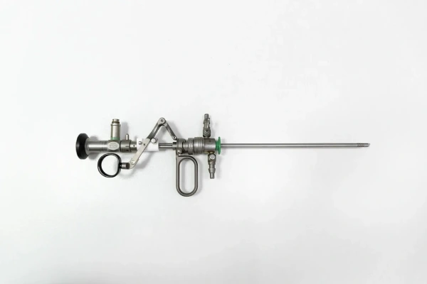 Гистерорезектоскопия в Краснодаре с мини-гистерорезектоскопом Karl Storz 5 мм — врач Дмитрий Валерьевич Прынь